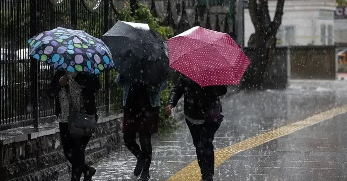 Meteoroloji birçok bölge için kuvvetli yağış uyarısı yaptı