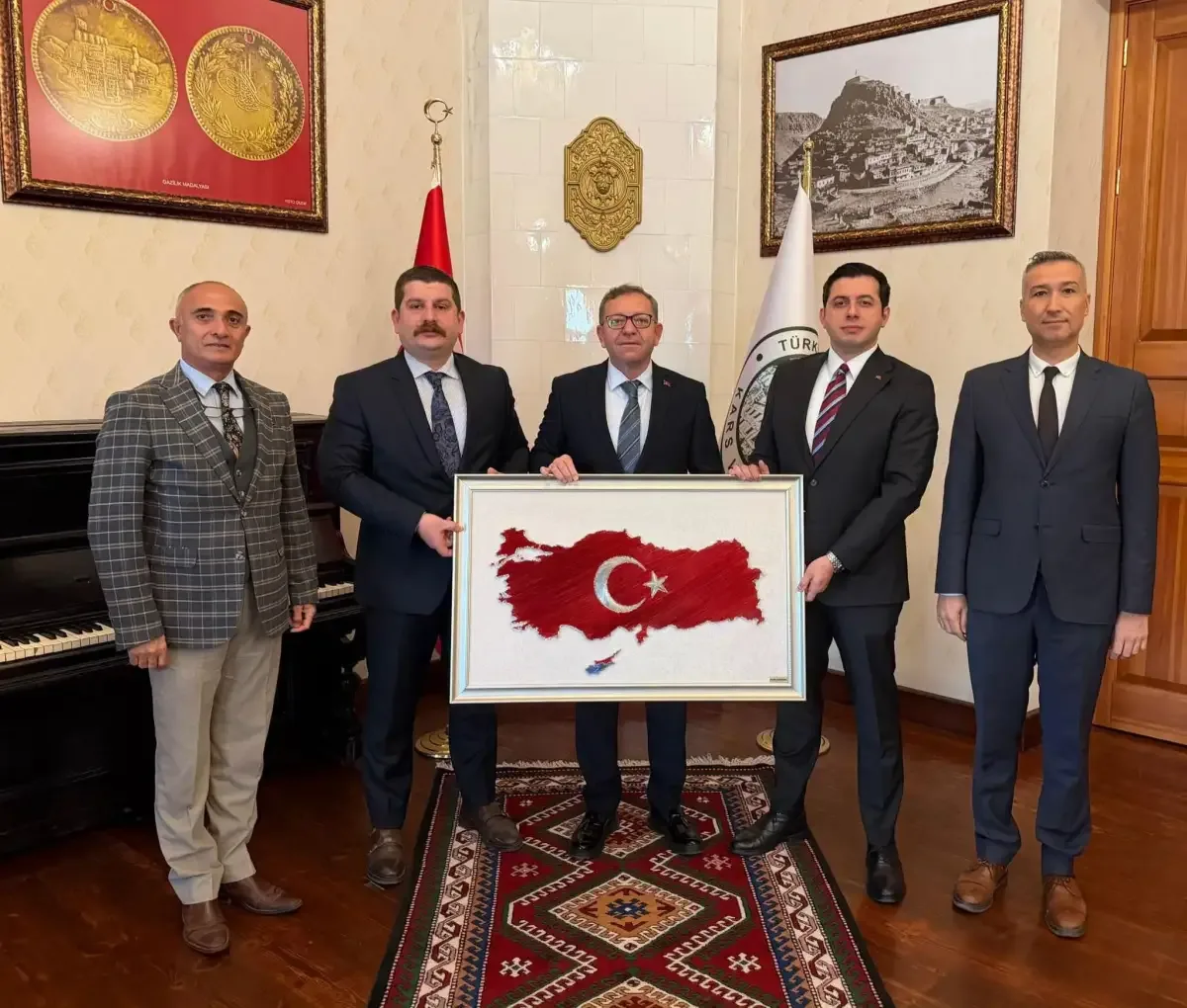 Kars Valisi Polat, yargı ve ceza infaz kurumu yetkililerini kabul etti