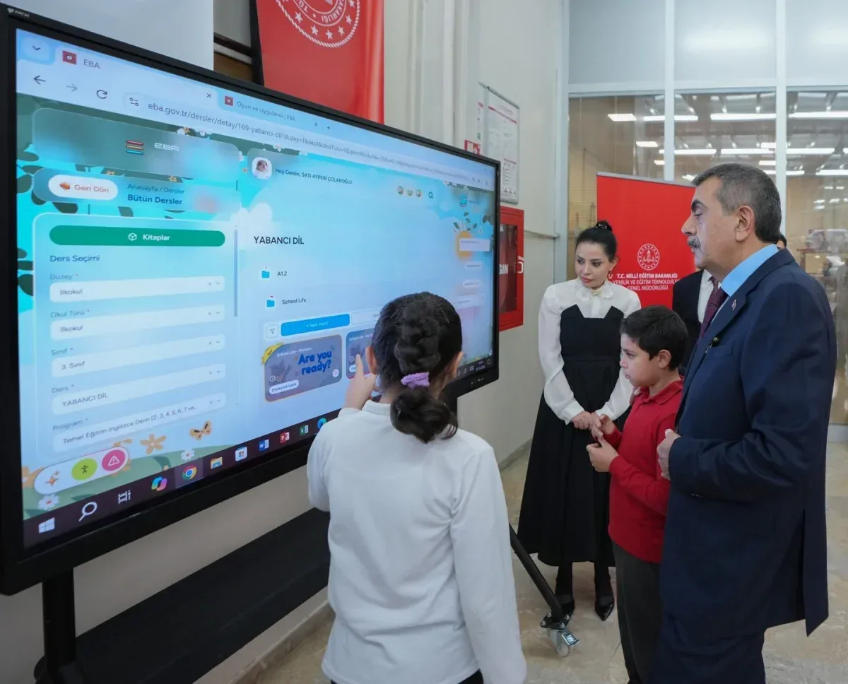 Bakan Tekin yeni EBA'yı tanıttı: 6 milyon aktif kullanıcı