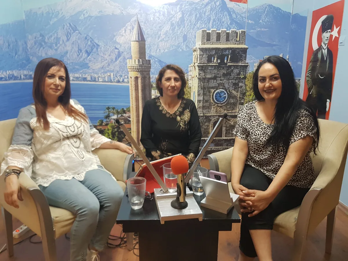 RENKLİ SİMALARDA GÜL GÜLTEKİN’İN KONUĞU HÜLYA KABABAŞ VE BENGÜ CAN OLDU
