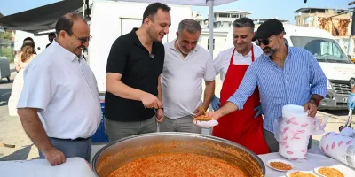 Bornova’da berekete dönüşen toprak