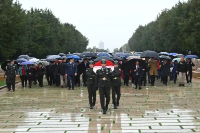 TEMAD'dan 17 Ekim Dünya Astsubaylar Günü dolayısıyla Anıtkabir'e ziyaret