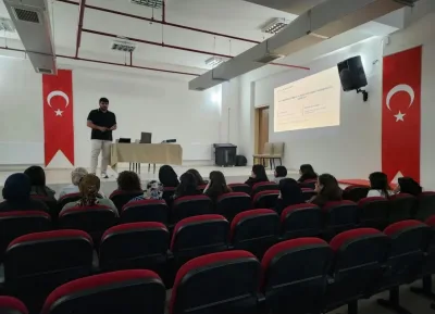 Sarıkamış'ta üniversite öğrencilerine dostluk atölyesi